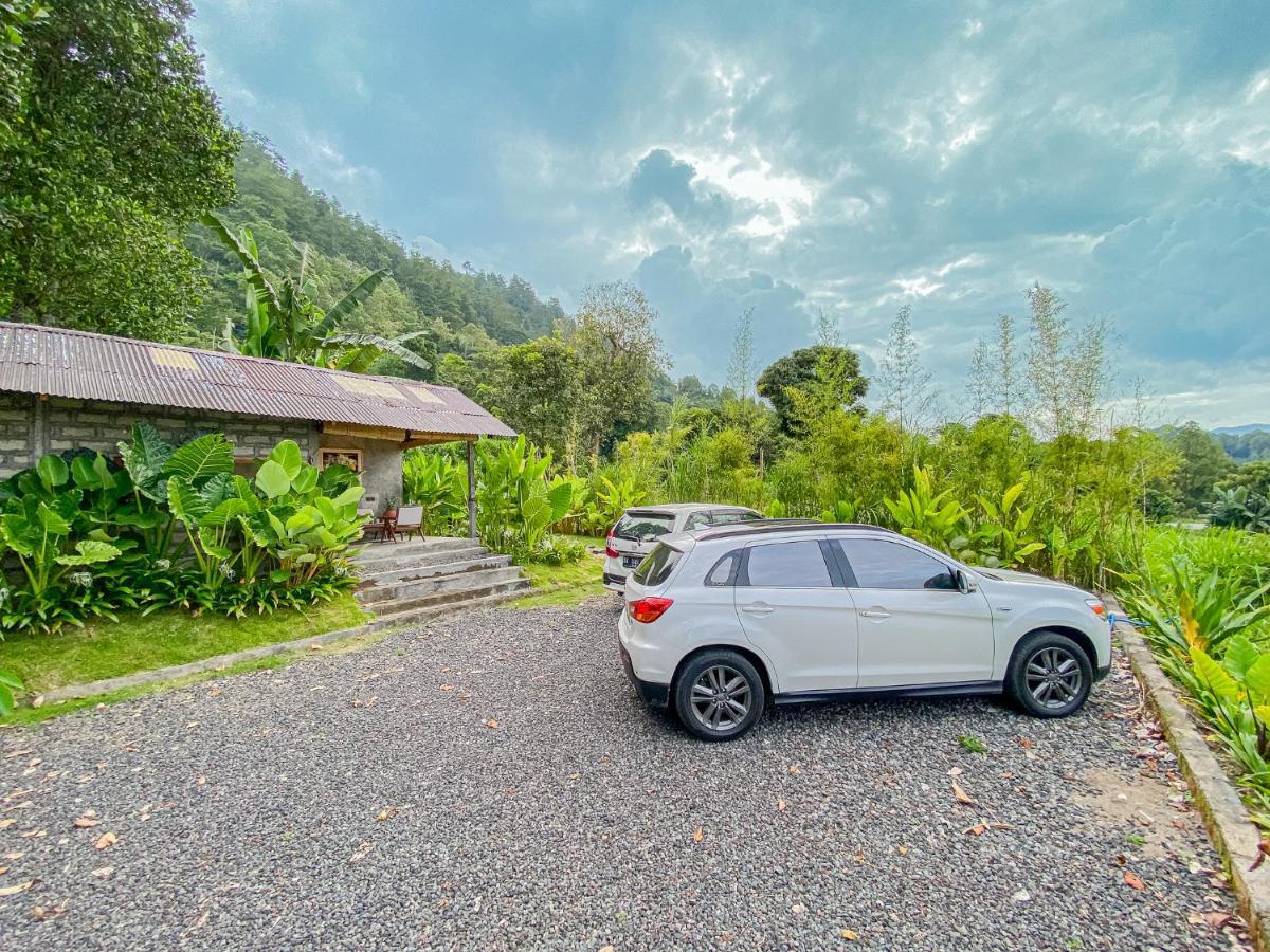 Cloud Hills Glamping Hotel Kintamani  Exterior photo